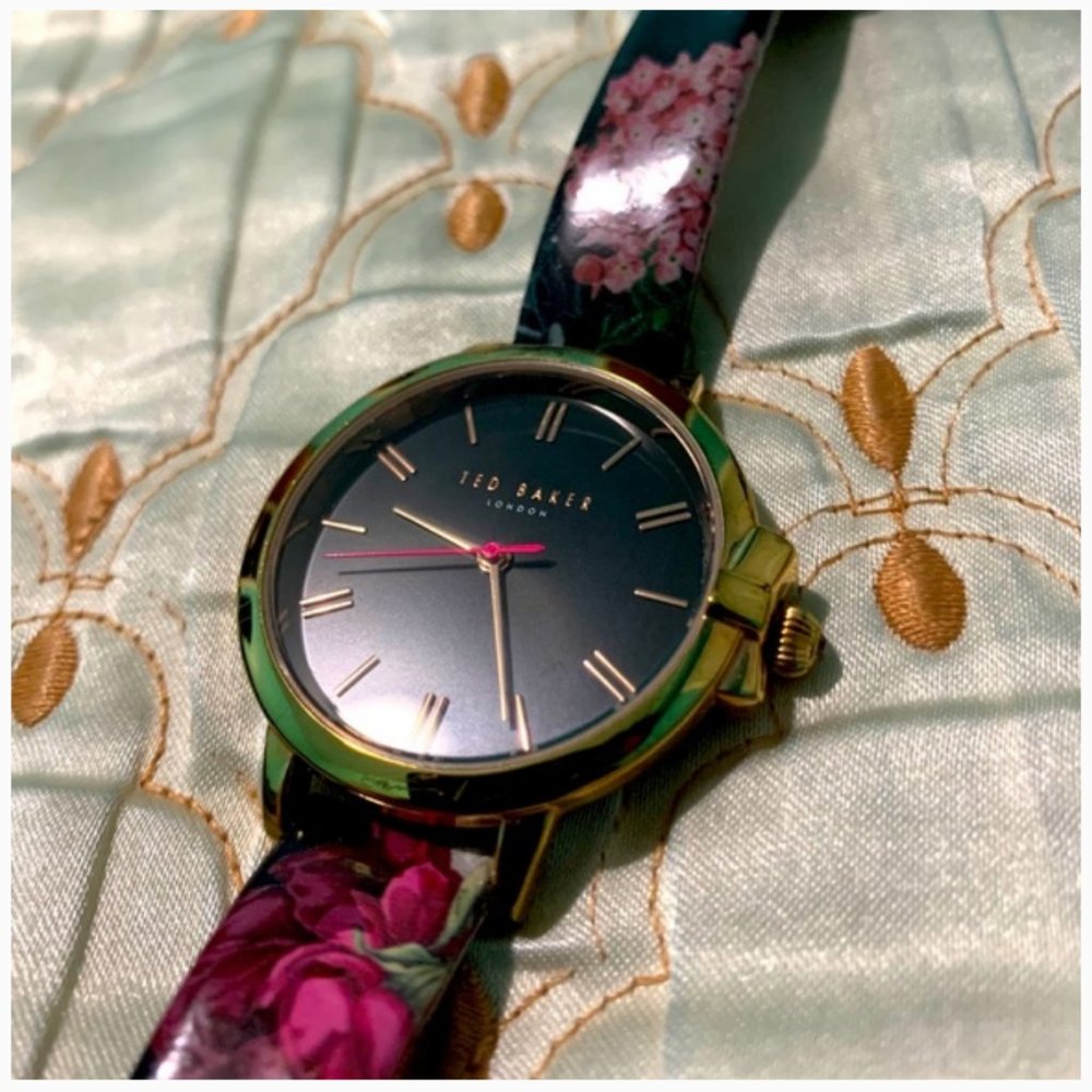 Ted Baker Ruth Black Floral Leather Strap Watch - Picture 5 of 11